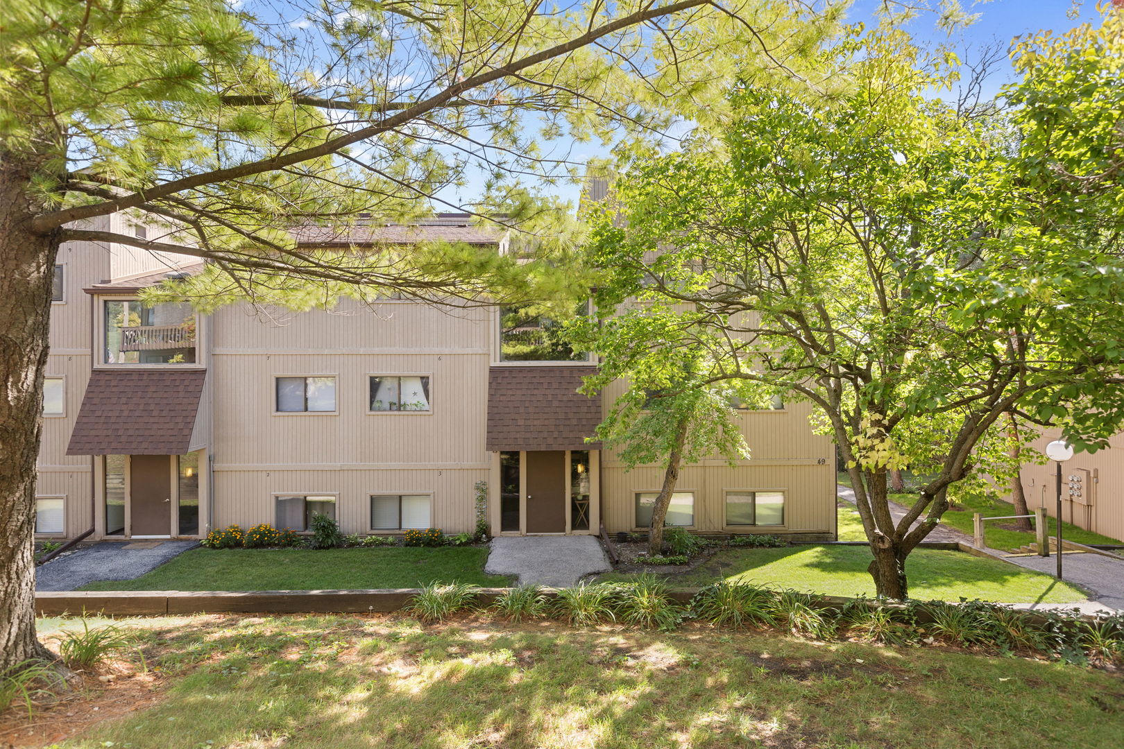 49 Oak Hill Colony 12 Property Photo 1
