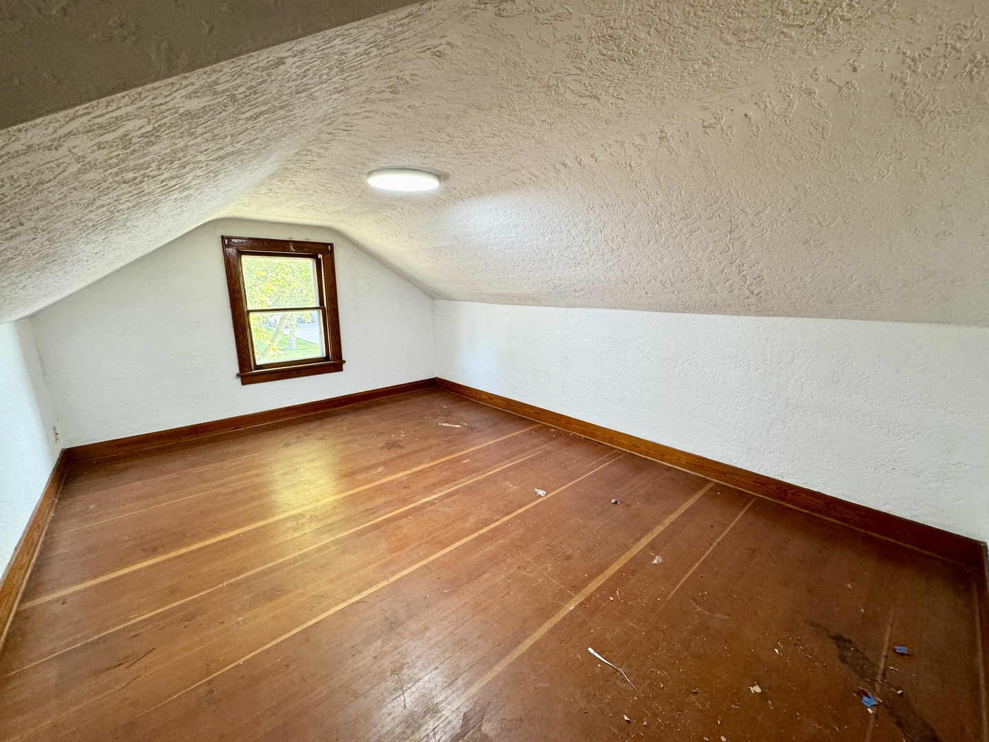 549 E Orange Street Property Photo 11