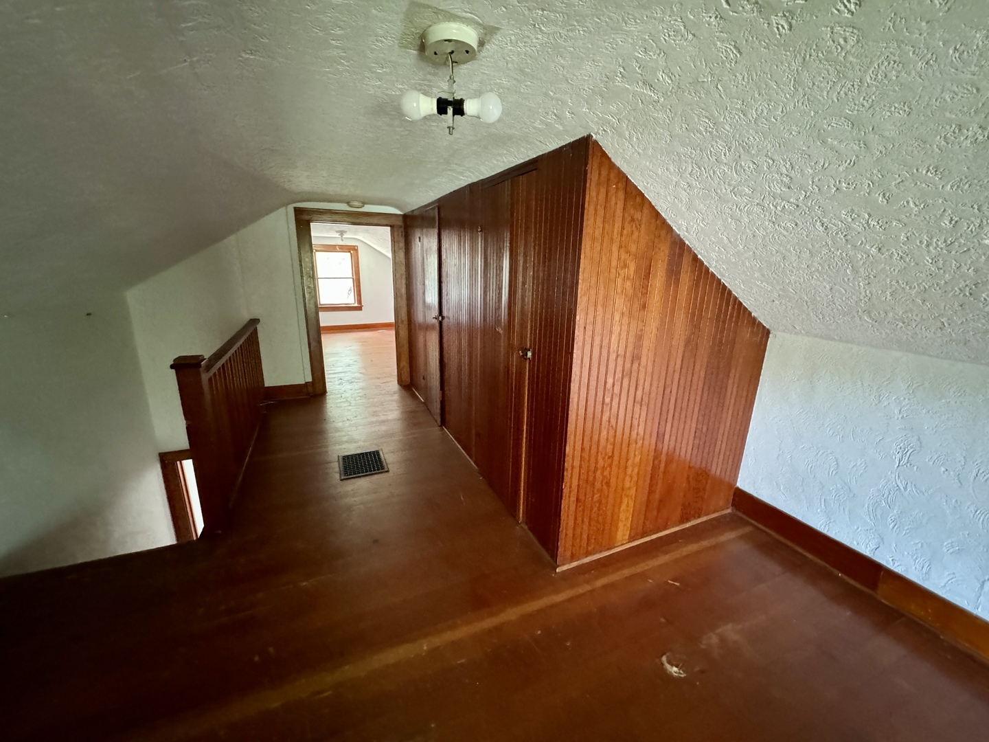 549 E Orange Street Property Photo 12