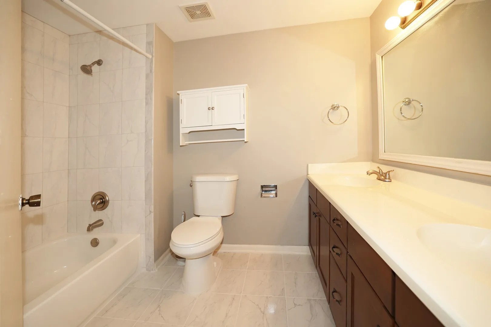 1329 Stonegate Road Property Photo 4