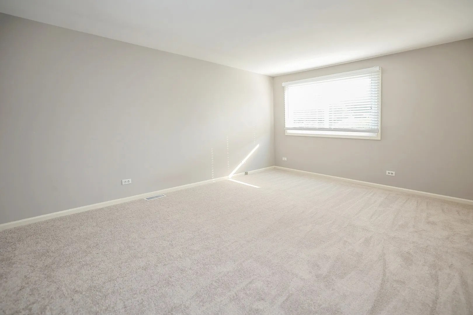 1329 Stonegate Road Property Photo 5