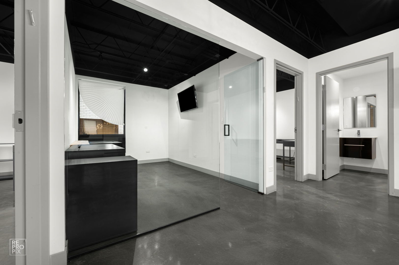 1322 W Walton Street Property Photo 4