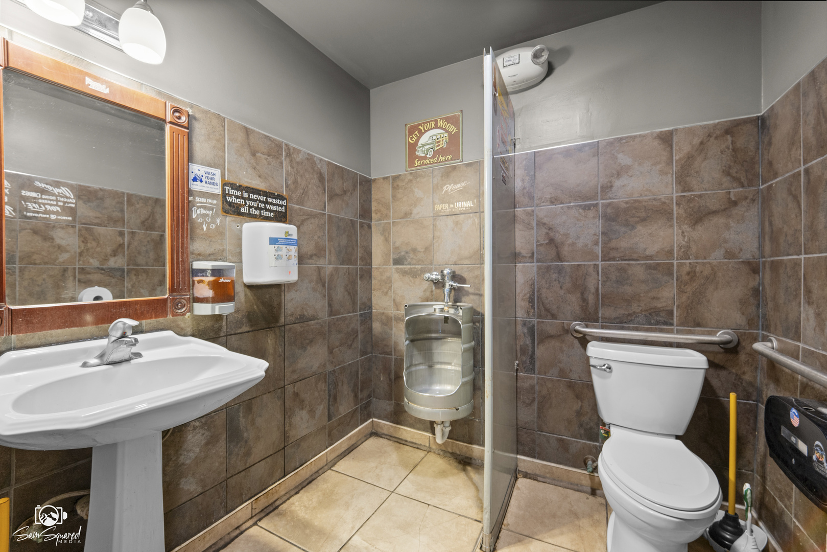 435 E Jackson Street Property Photo 14