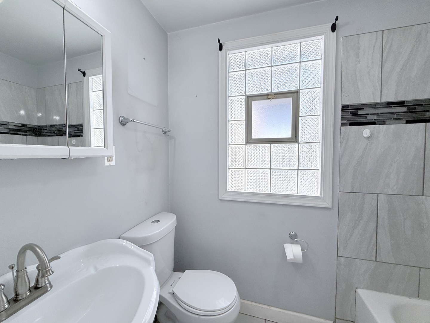 1426 W 112th Place Property Photo 14