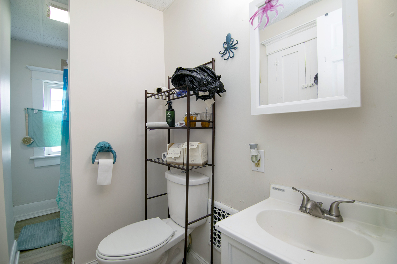 605 N Dearborn Avenue Property Photo 4