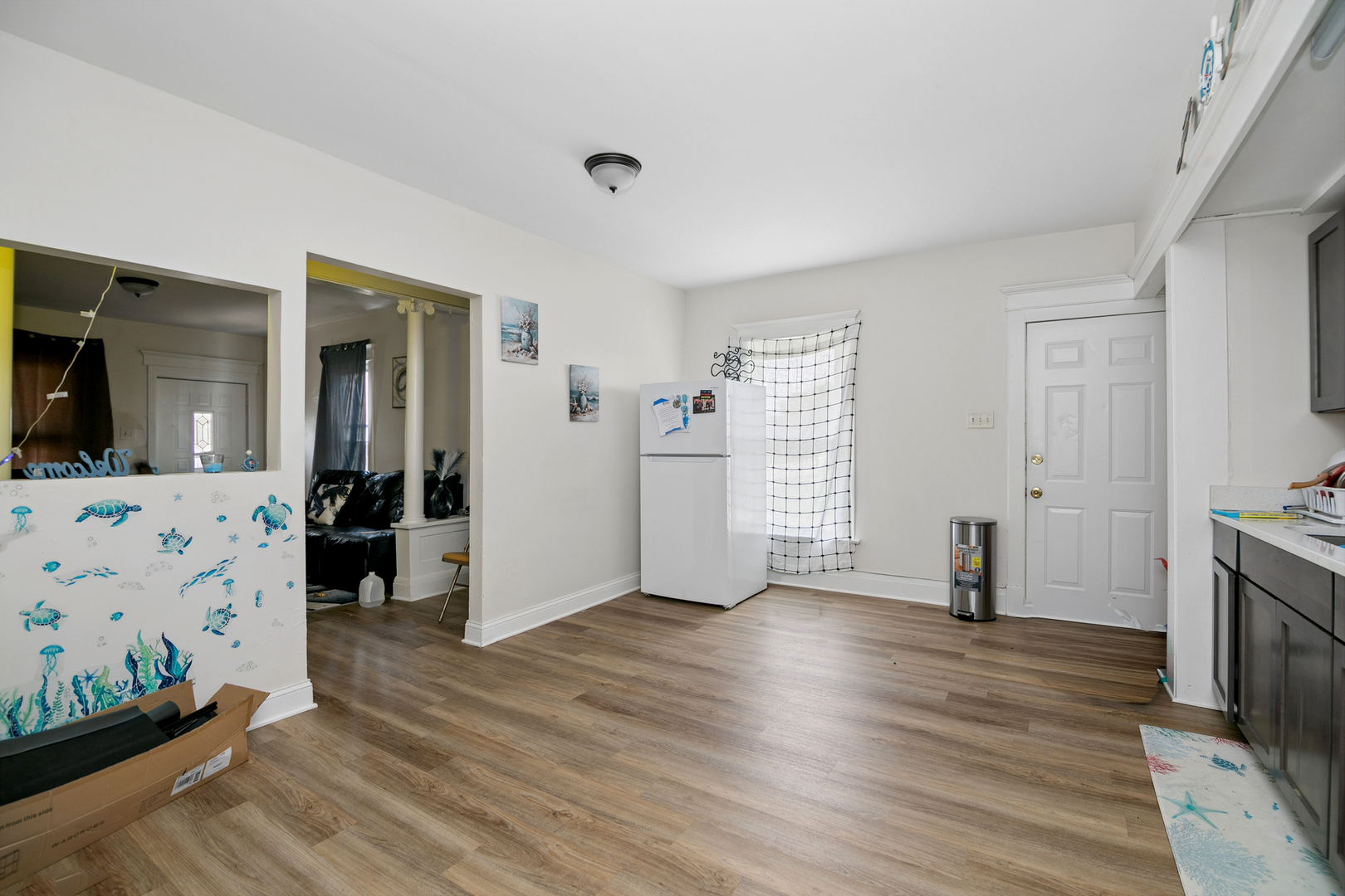 605 N Dearborn Avenue Property Photo 5