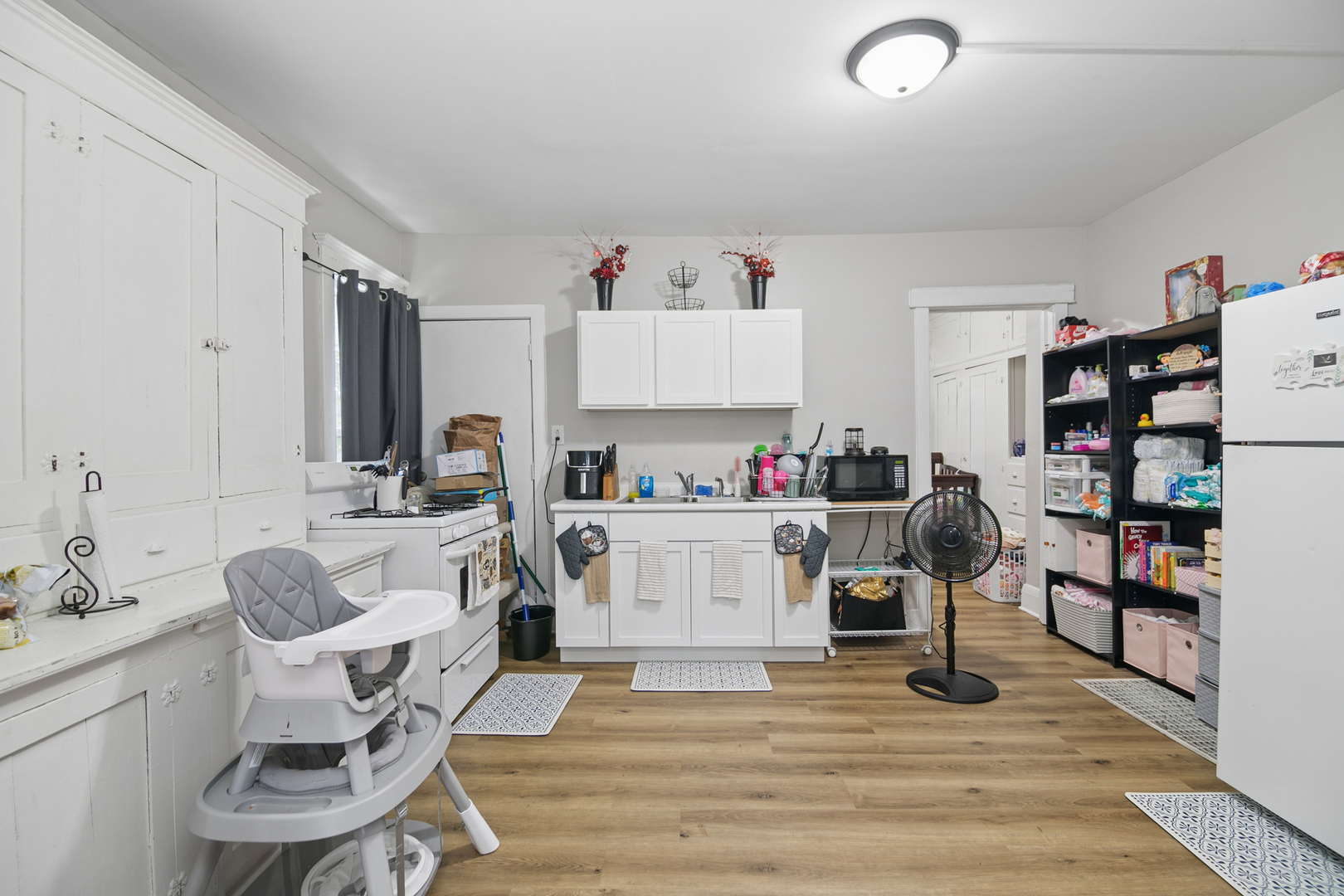 605 N Dearborn Avenue Property Photo 10