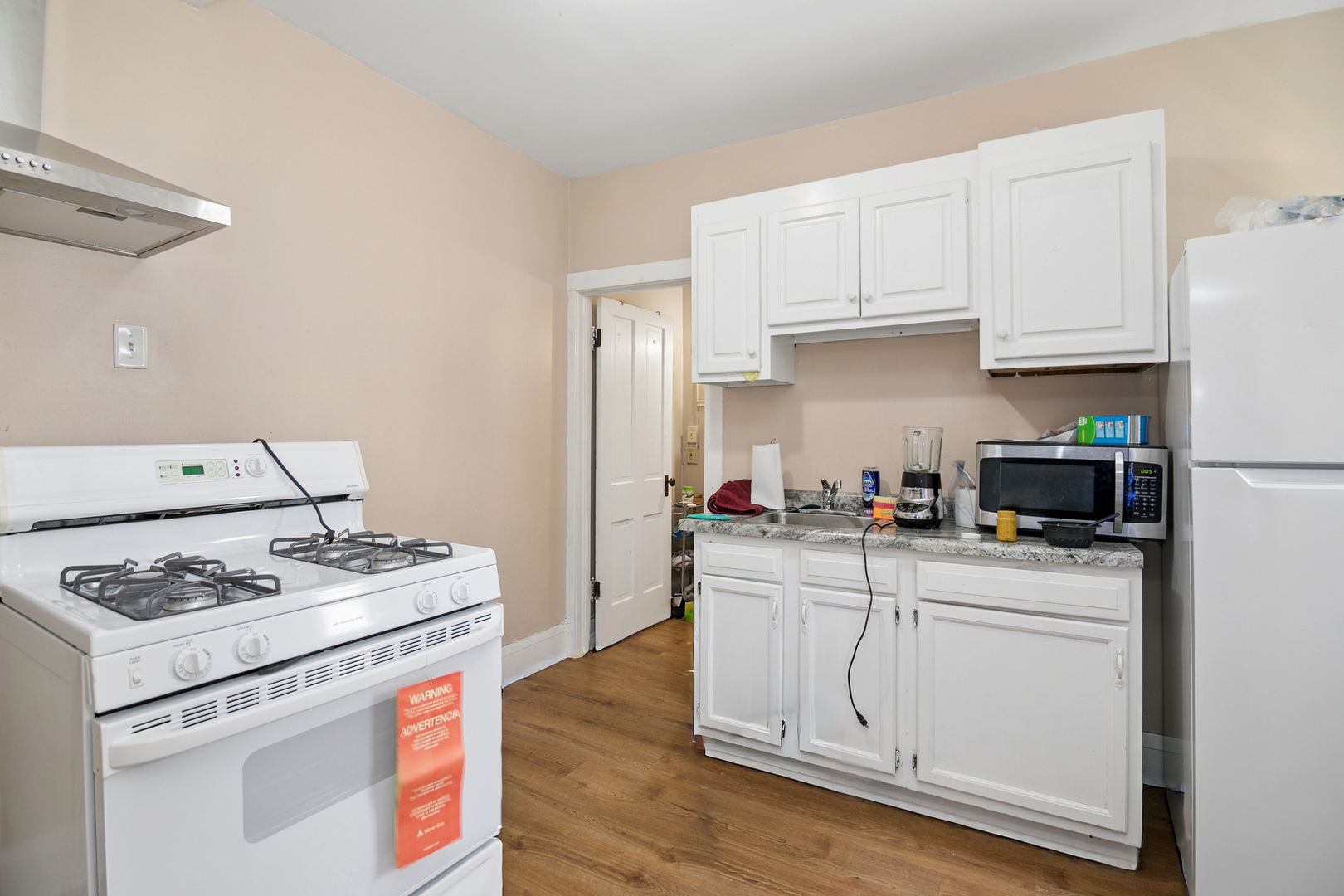 605 N Dearborn Avenue Property Photo 13