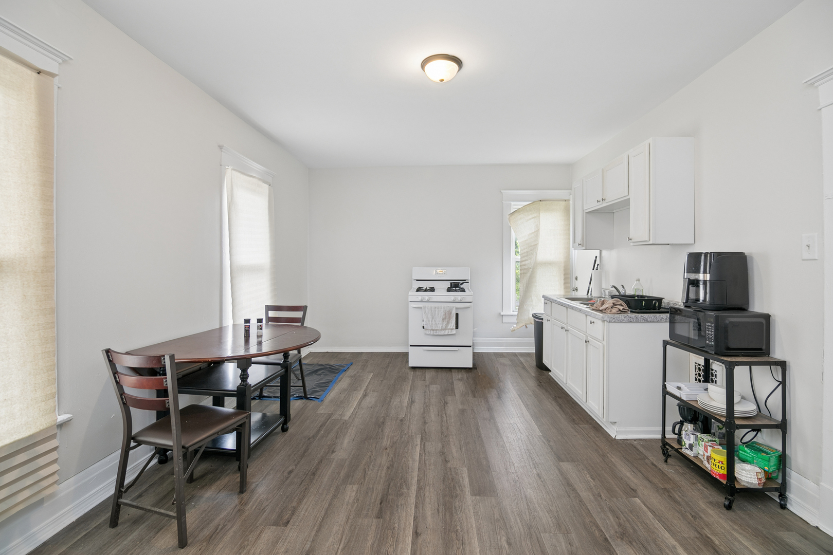 605 N Dearborn Avenue Property Photo 16