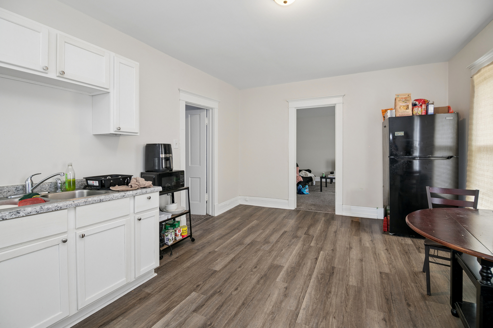 605 N Dearborn Avenue Property Photo 17