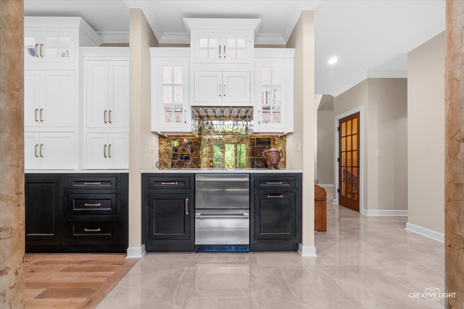 1585 Woodcrest Court Property Photo 19