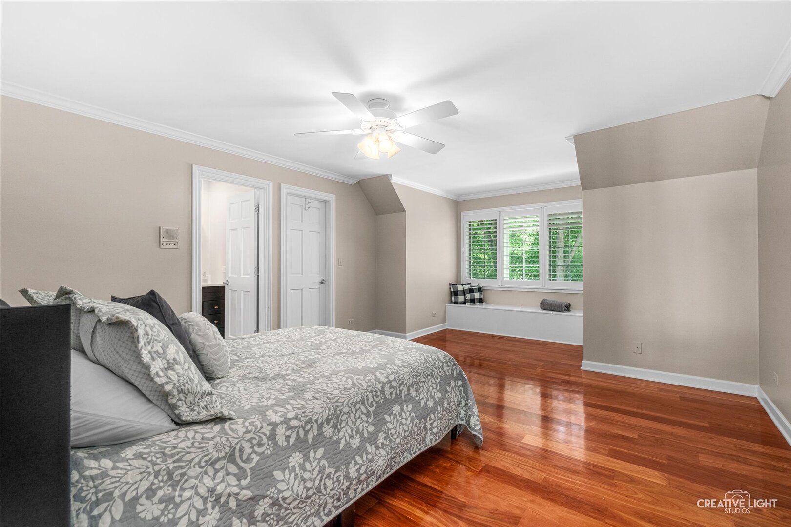 1585 Woodcrest Court Property Photo 30
