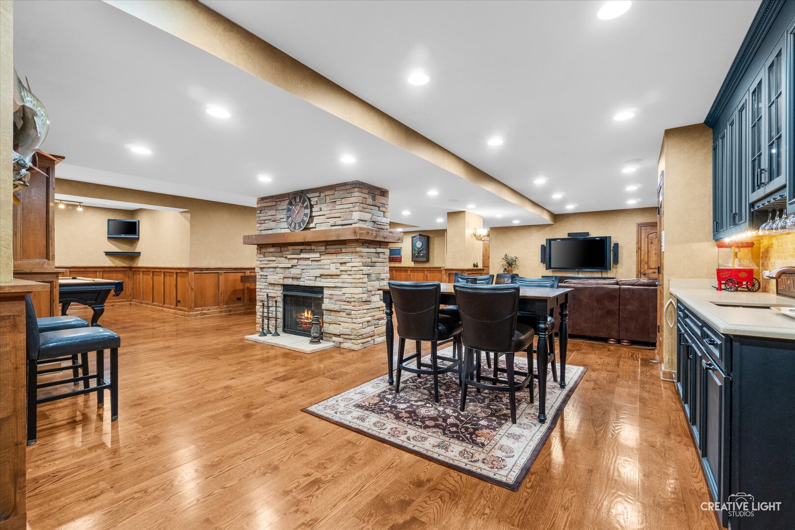 1585 Woodcrest Court Property Photo 38