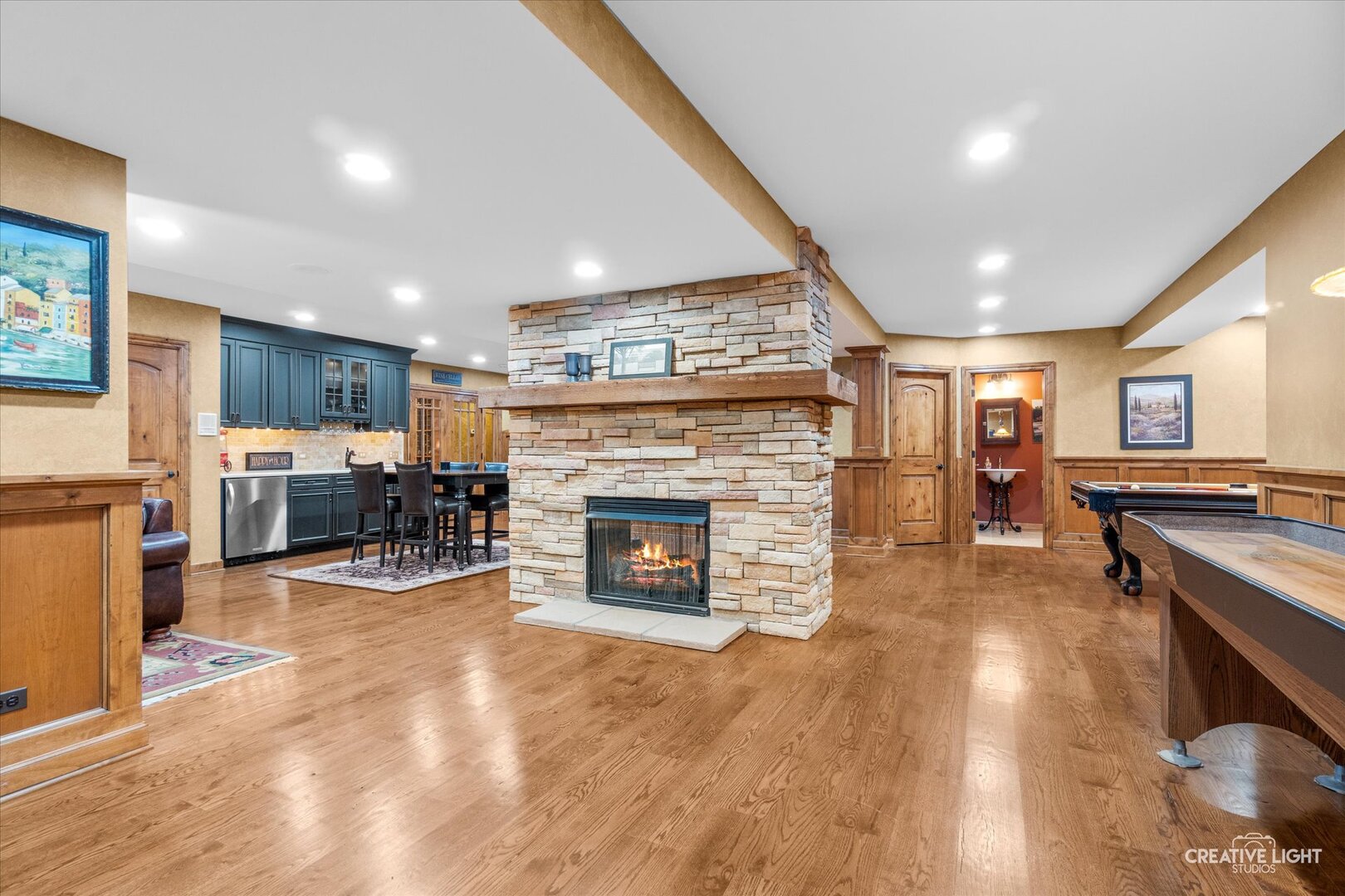 1585 Woodcrest Court Property Photo 40