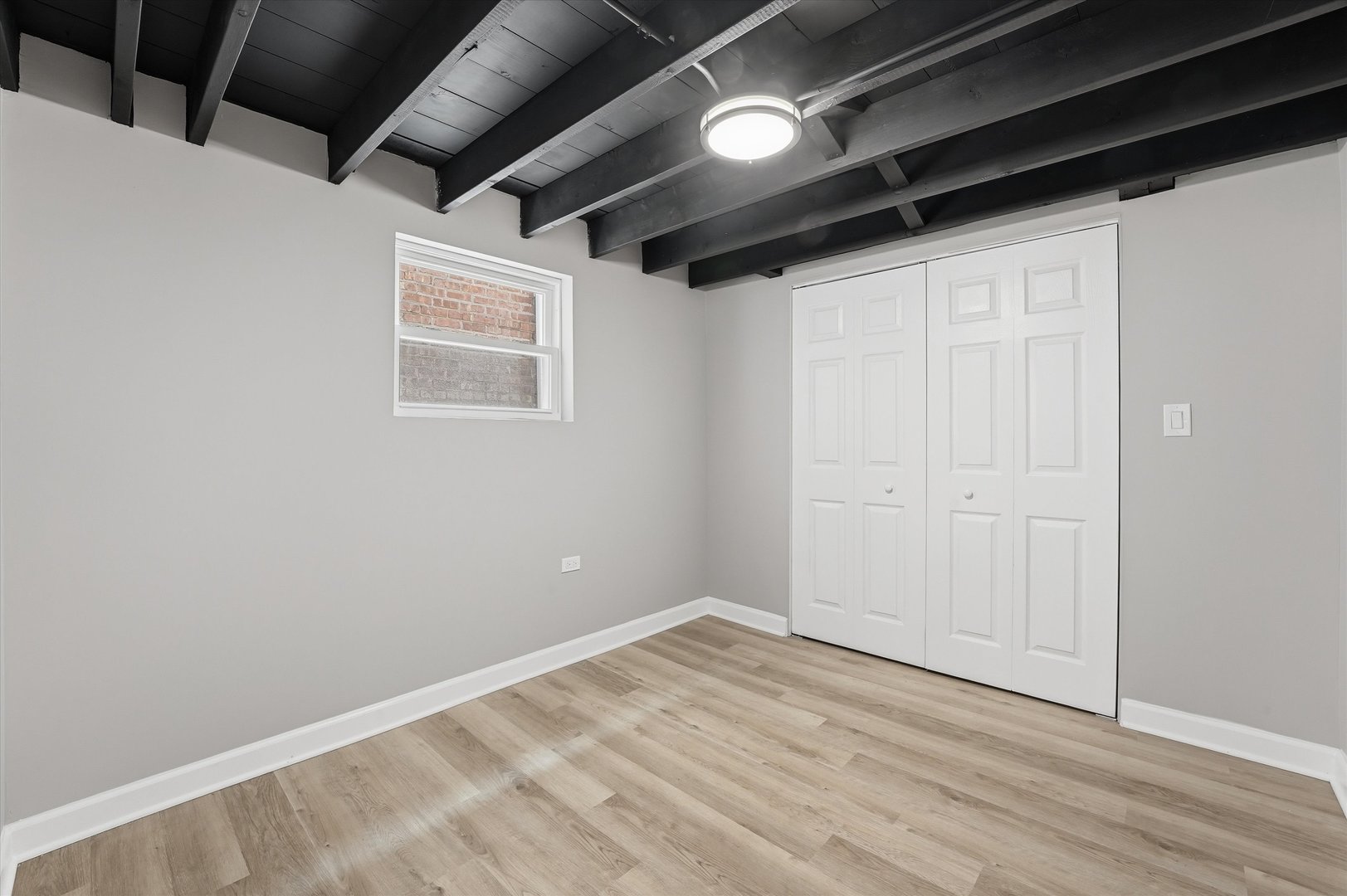 5515 S Oakley Avenue Property Photo 15