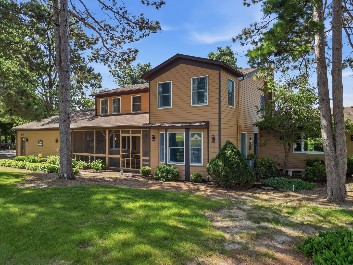 8178 Oakville Road Property Photo 4