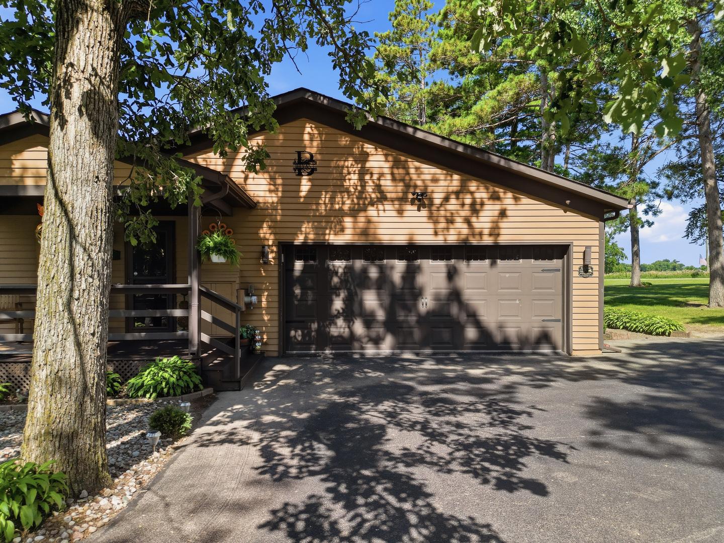 8178 Oakville Road Property Photo 10