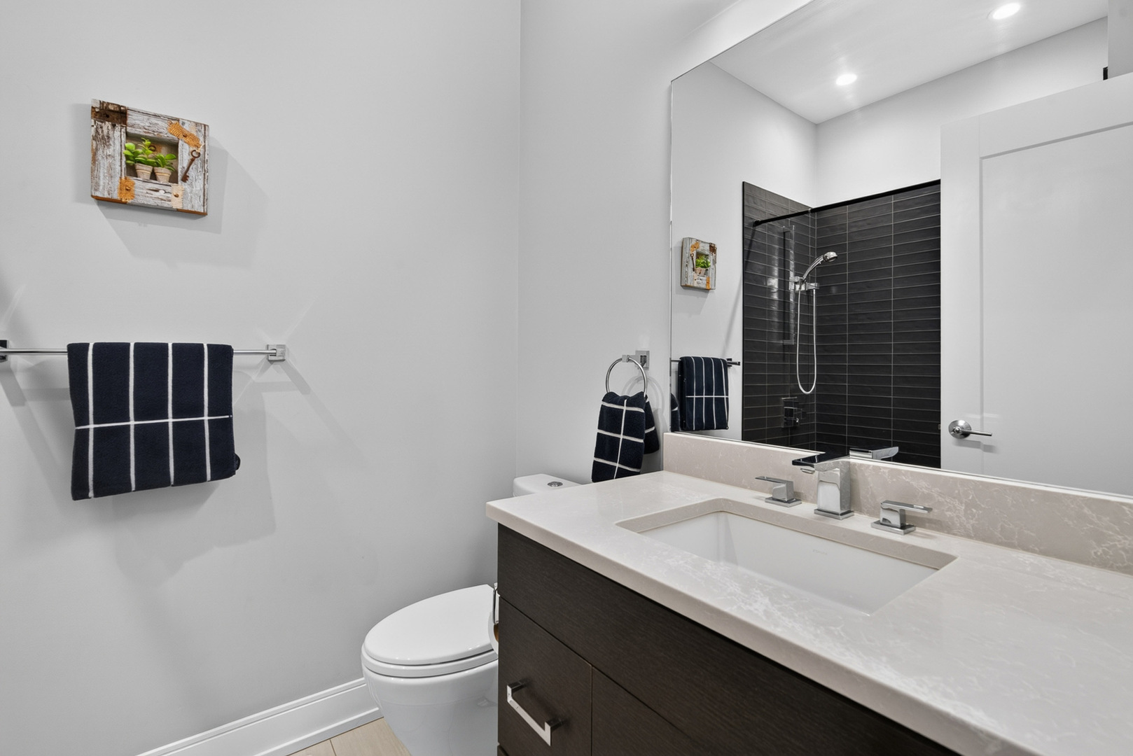 1342 W Belmont Avenue 4e Property Photo 19