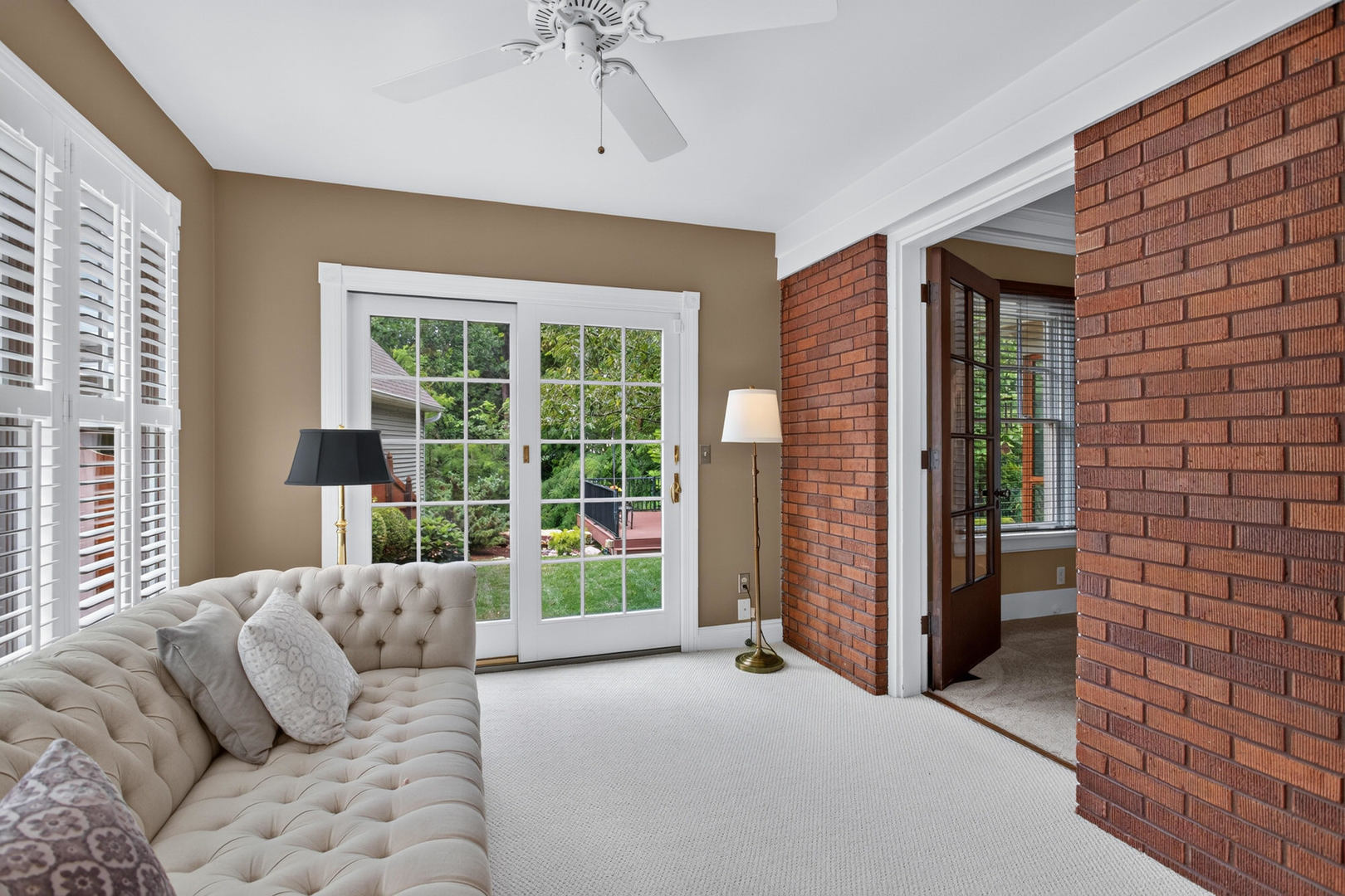 46 Kenwood Avenue Property Photo 10