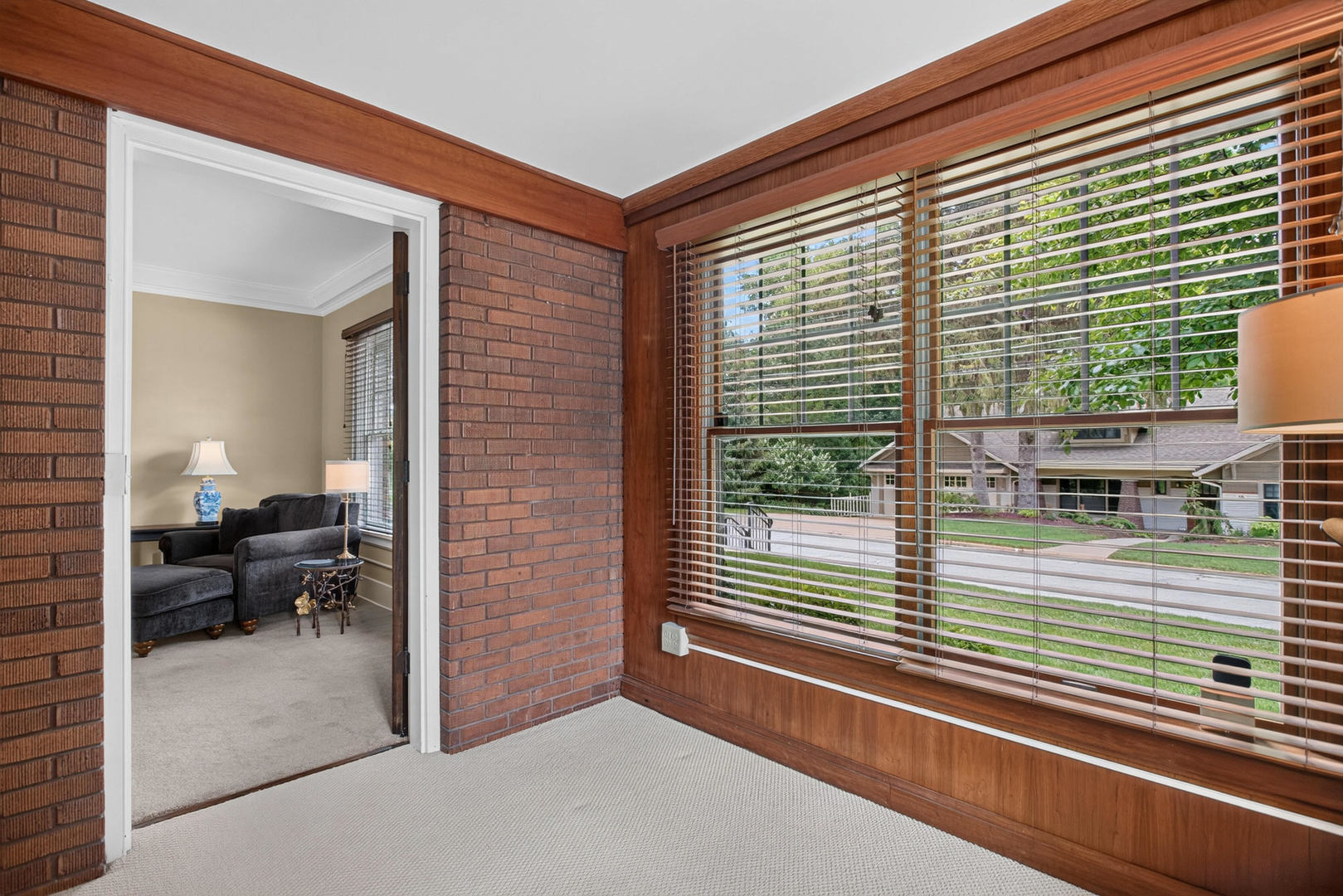 46 Kenwood Avenue Property Photo 13