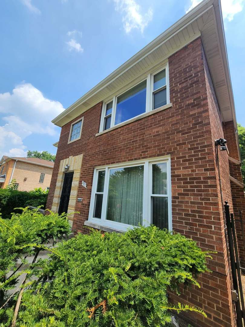 6723 S Euclid Avenue Property Photo 2