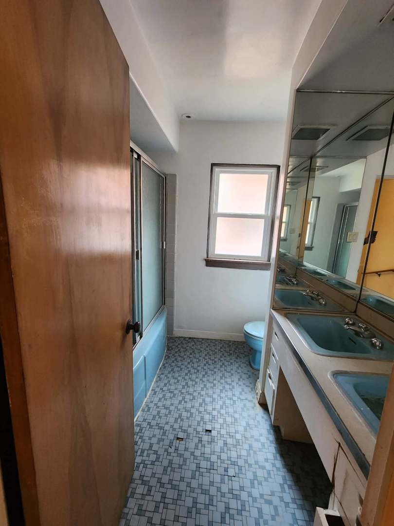6723 S Euclid Avenue Property Photo 20