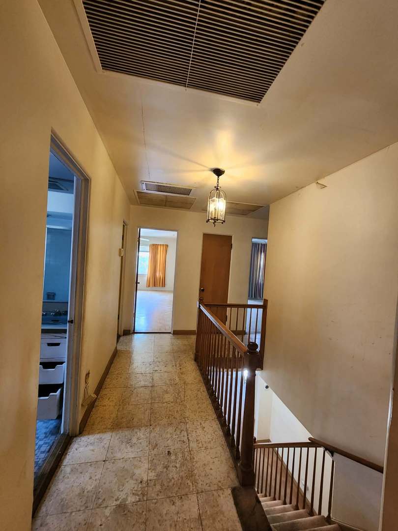 6723 S Euclid Avenue Property Photo 24