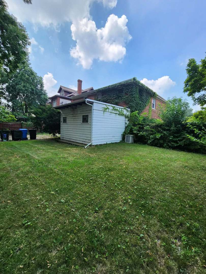 6723 S Euclid Avenue Property Photo 32