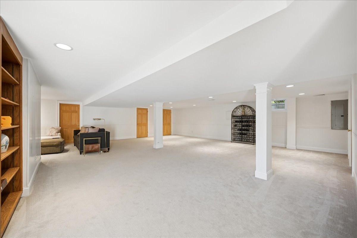 1224 Ridgewood Drive Property Photo 17
