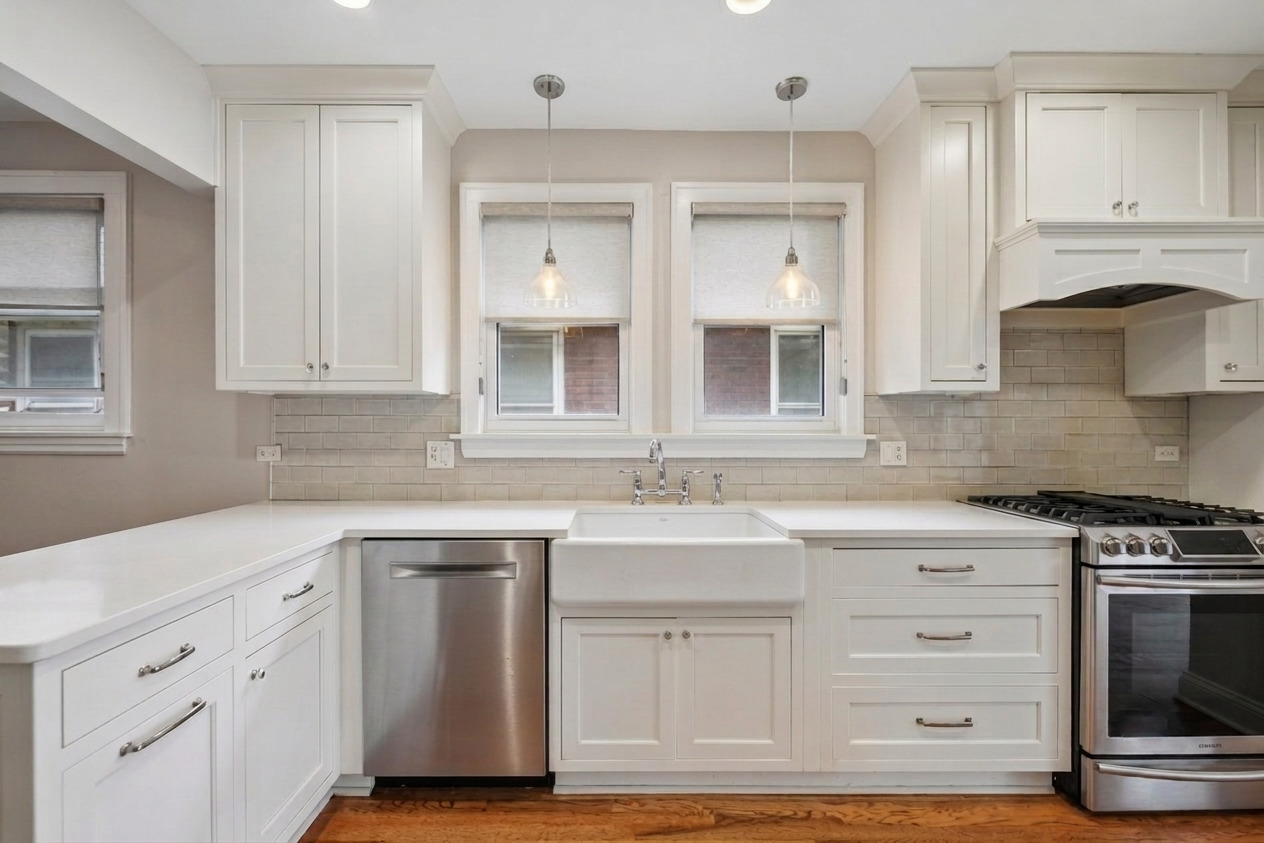 6638 N Trumbull Avenue Property Photo 7