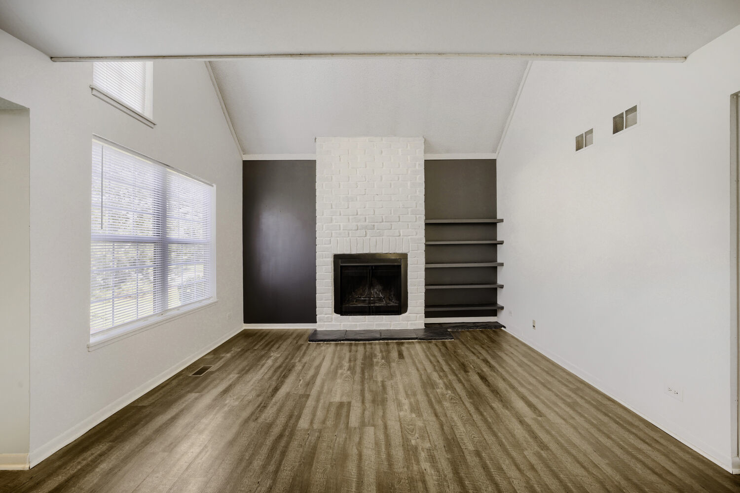 901 Vose Drive Property Photo 10