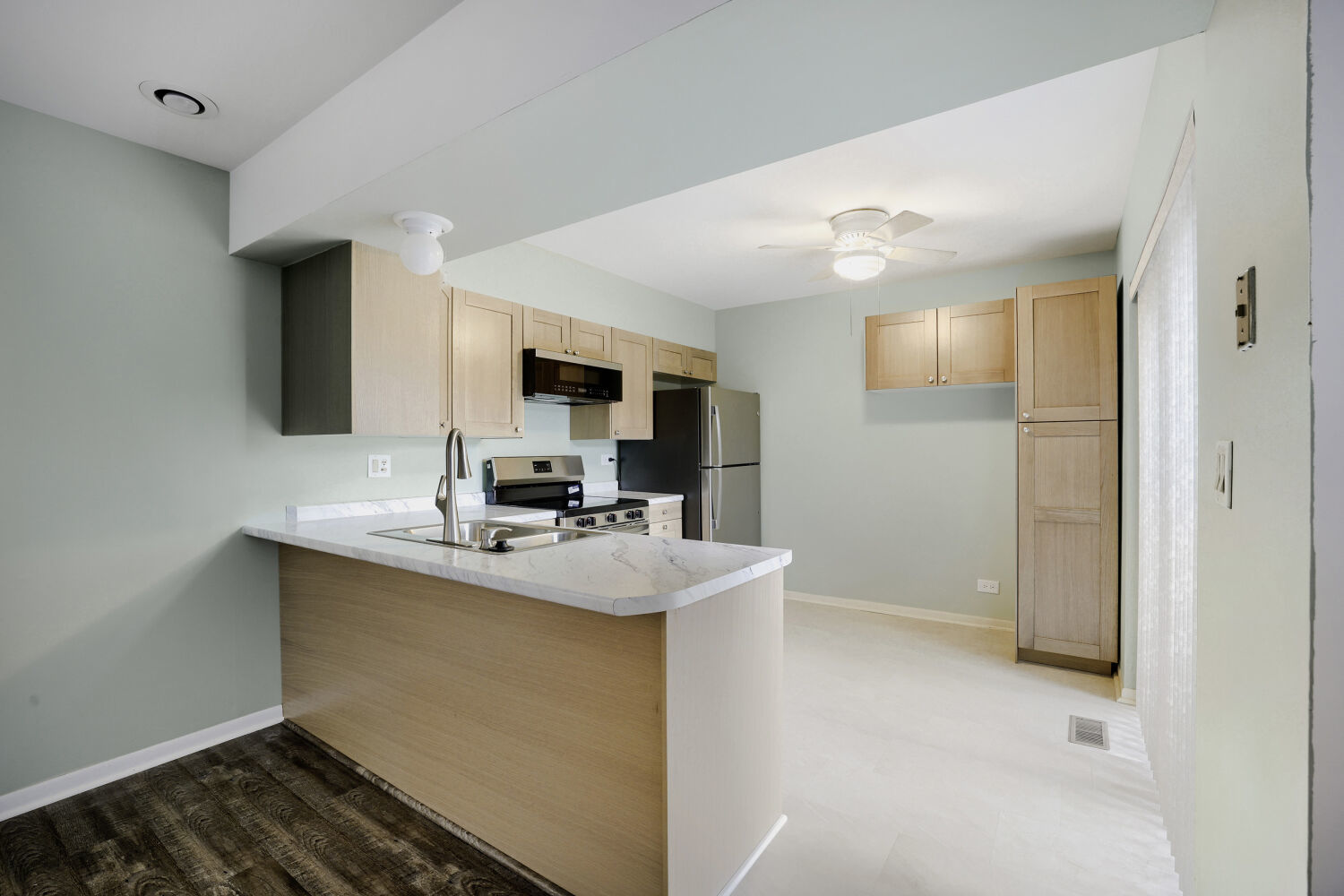 901 Vose Drive Property Photo 14