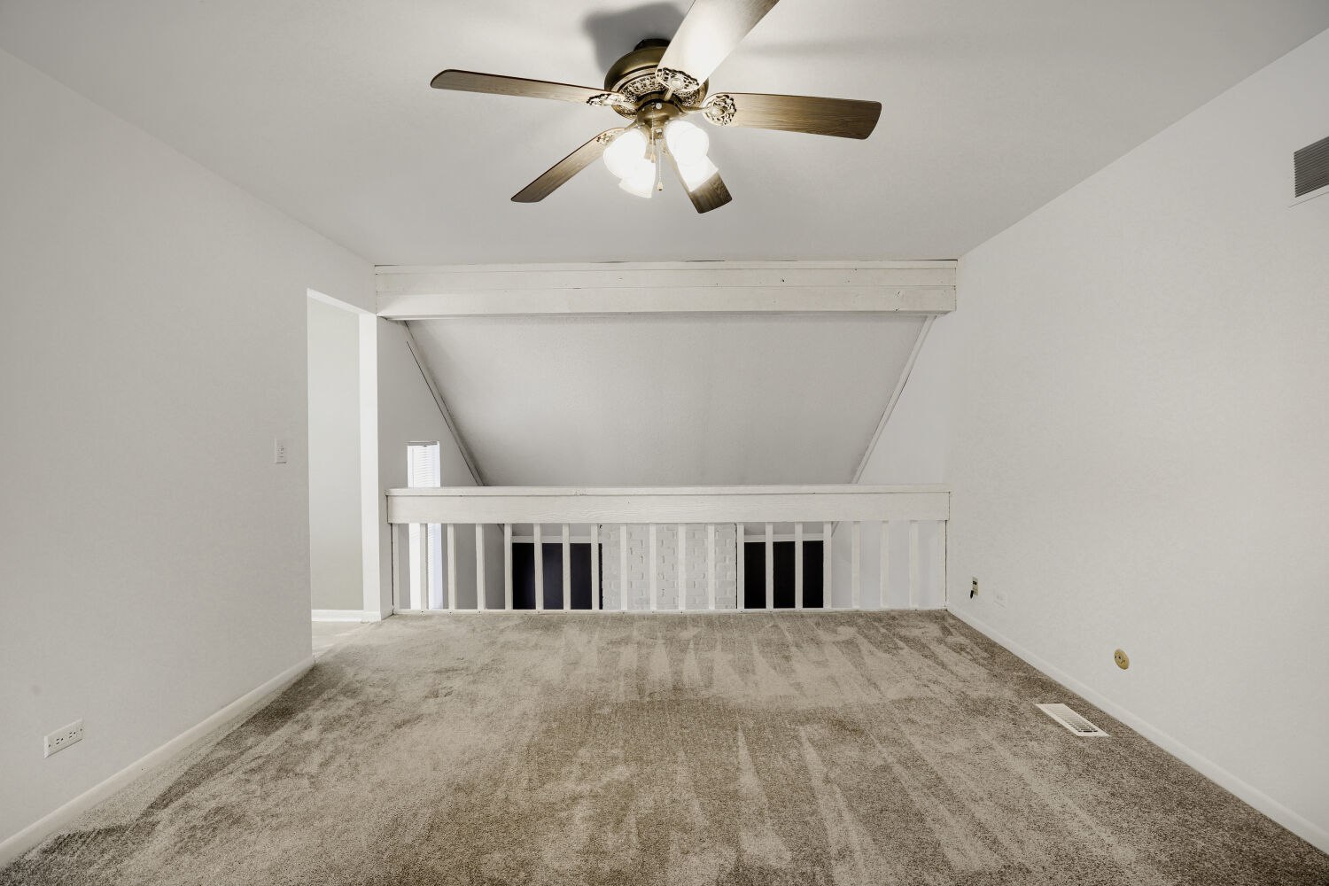 901 Vose Drive Property Photo 20