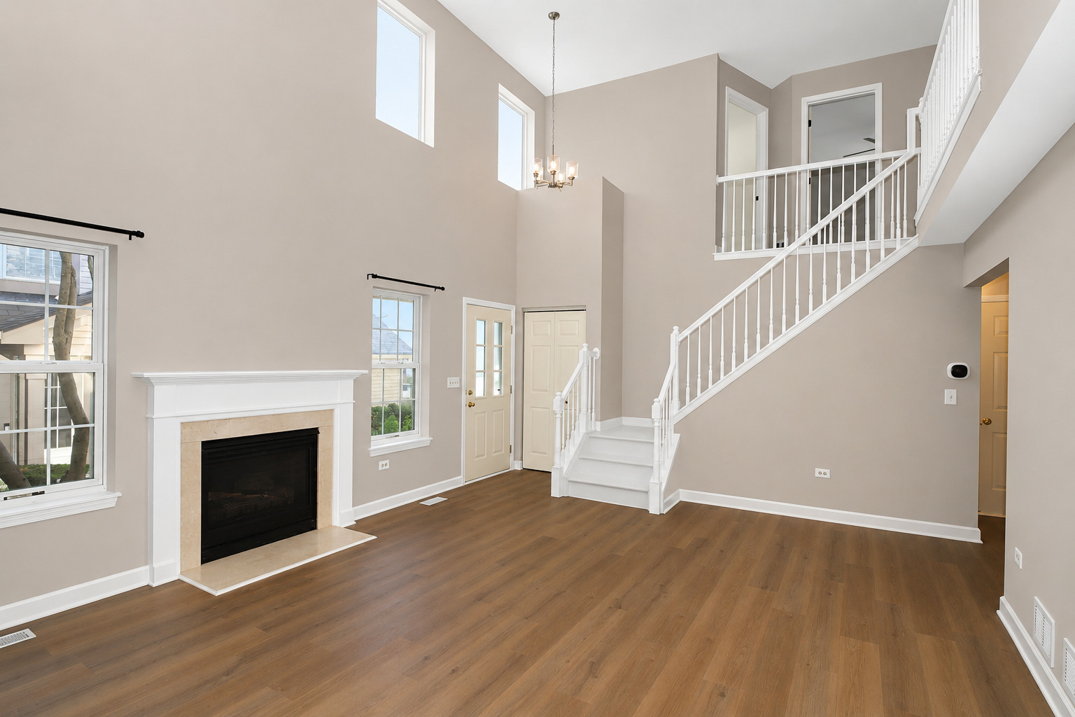 651 Lancaster Circle Property Photo 6