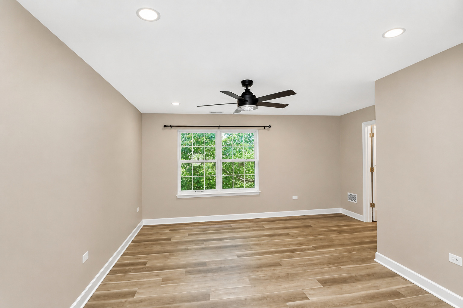 651 Lancaster Circle Property Photo 21