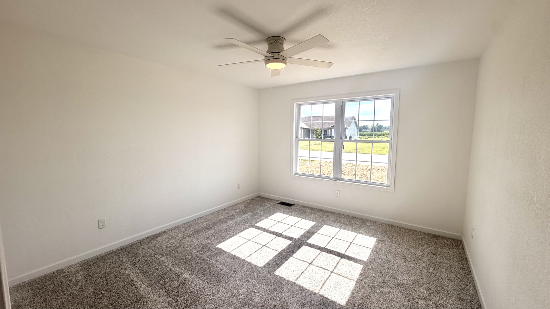 768 Fulton Drive Property Photo 12