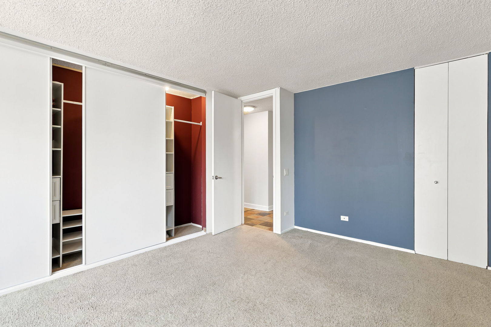 30 E Huron Street 2007 Property Photo 18