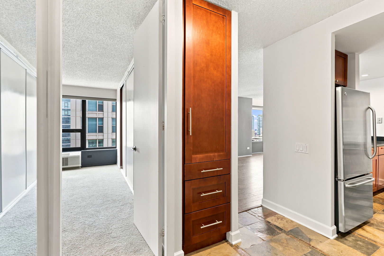 30 E Huron Street 2007 Property Photo 19