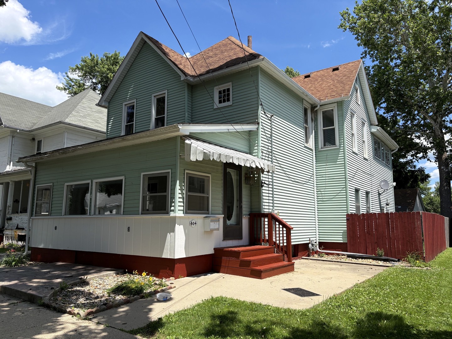 804 N Jackson Street Property Photo 1