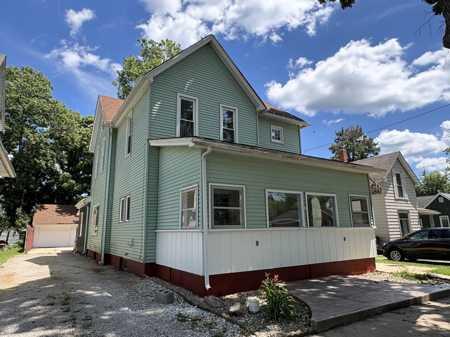 804 N Jackson Street Property Photo 2