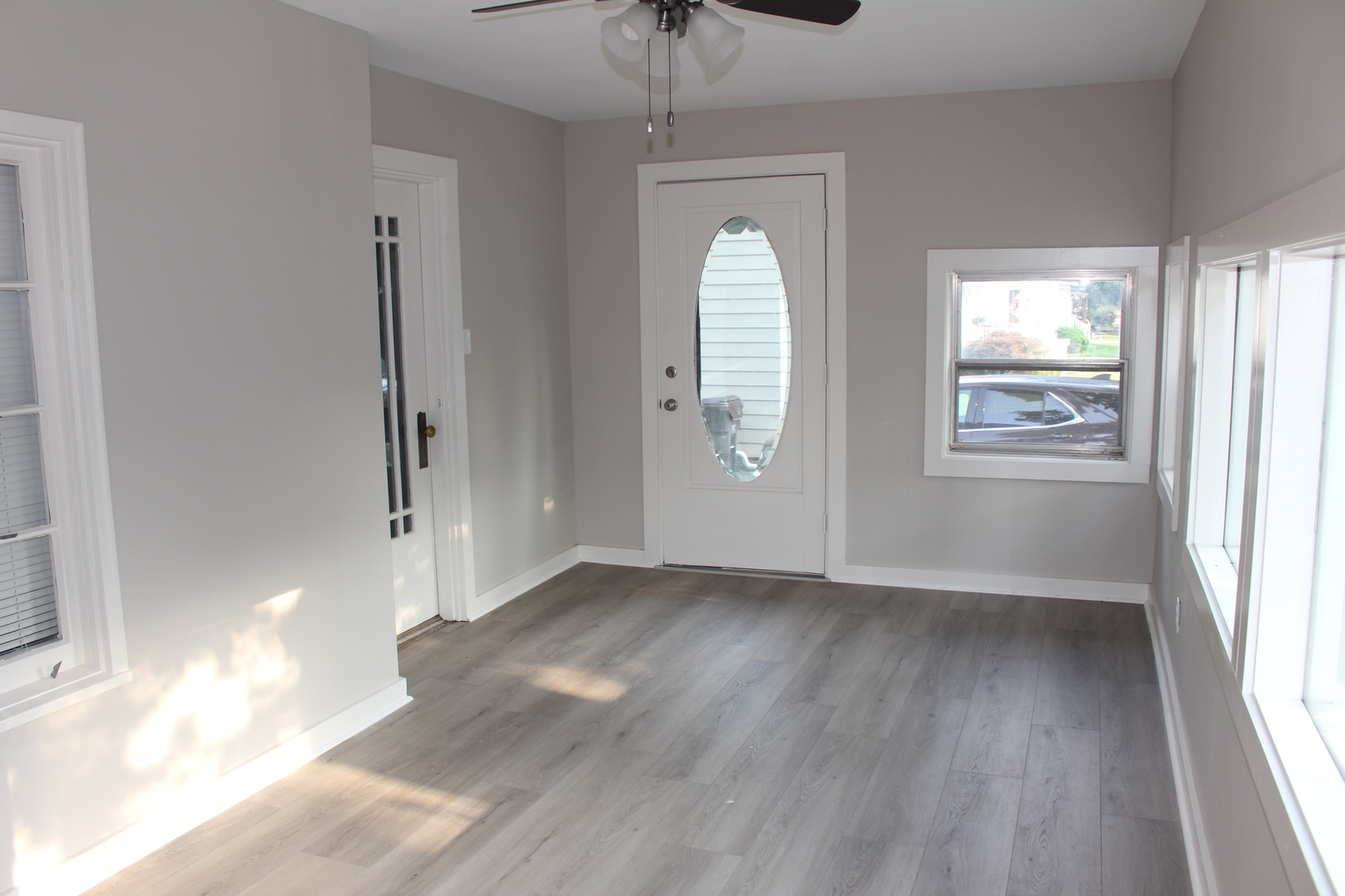 804 N Jackson Street Property Photo 5