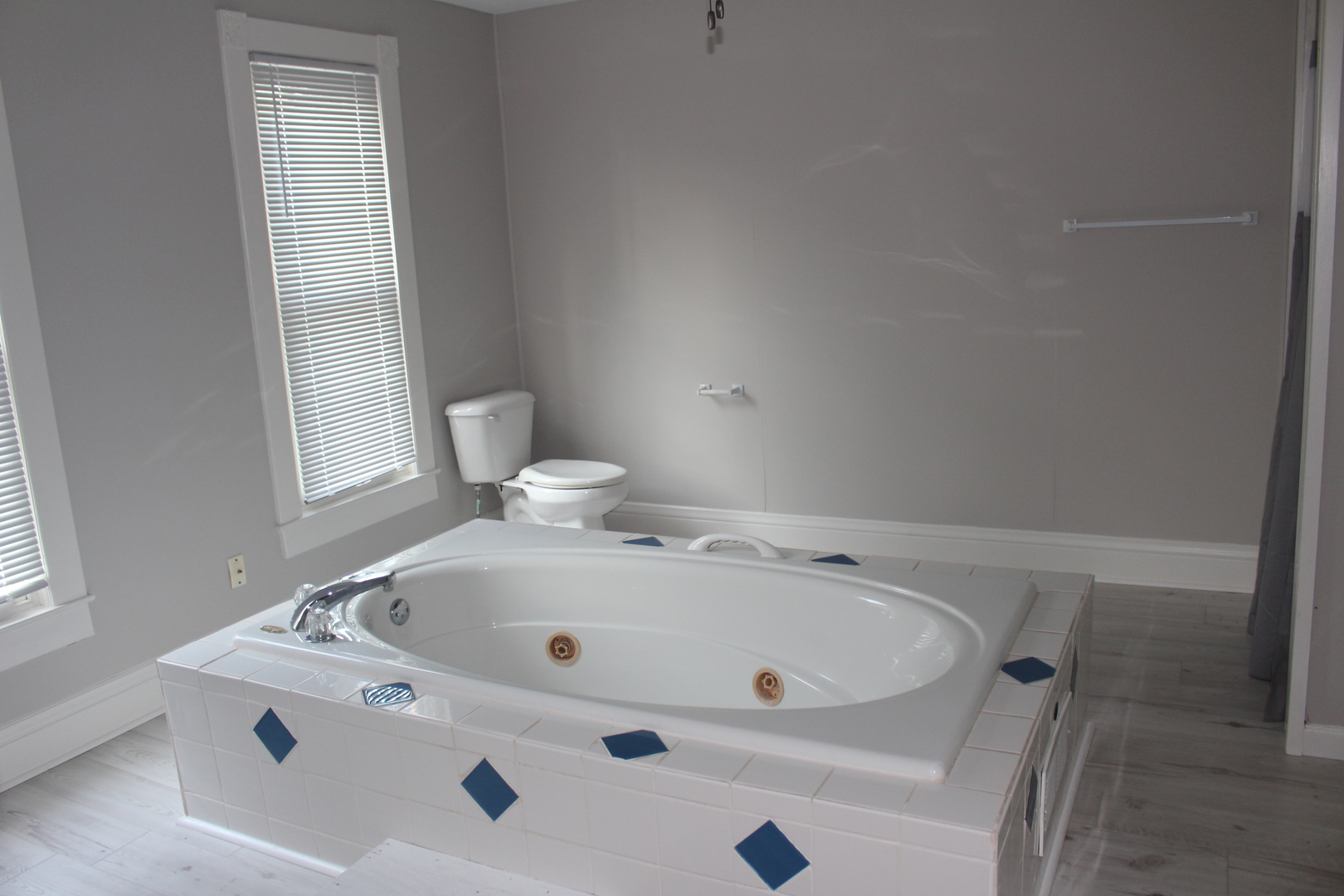 804 N Jackson Street Property Photo 35