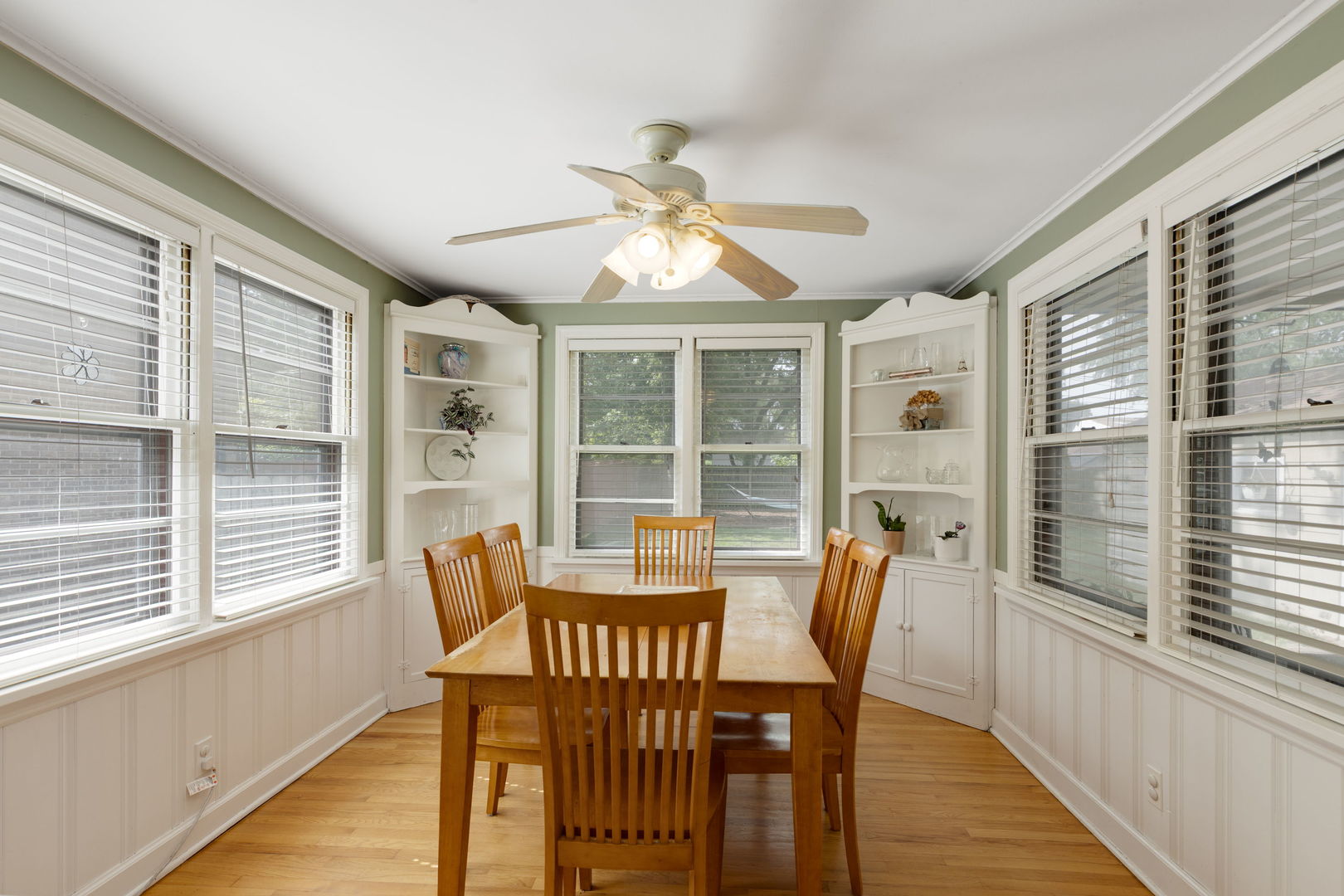 515 Longfellow Avenue Property Photo 9