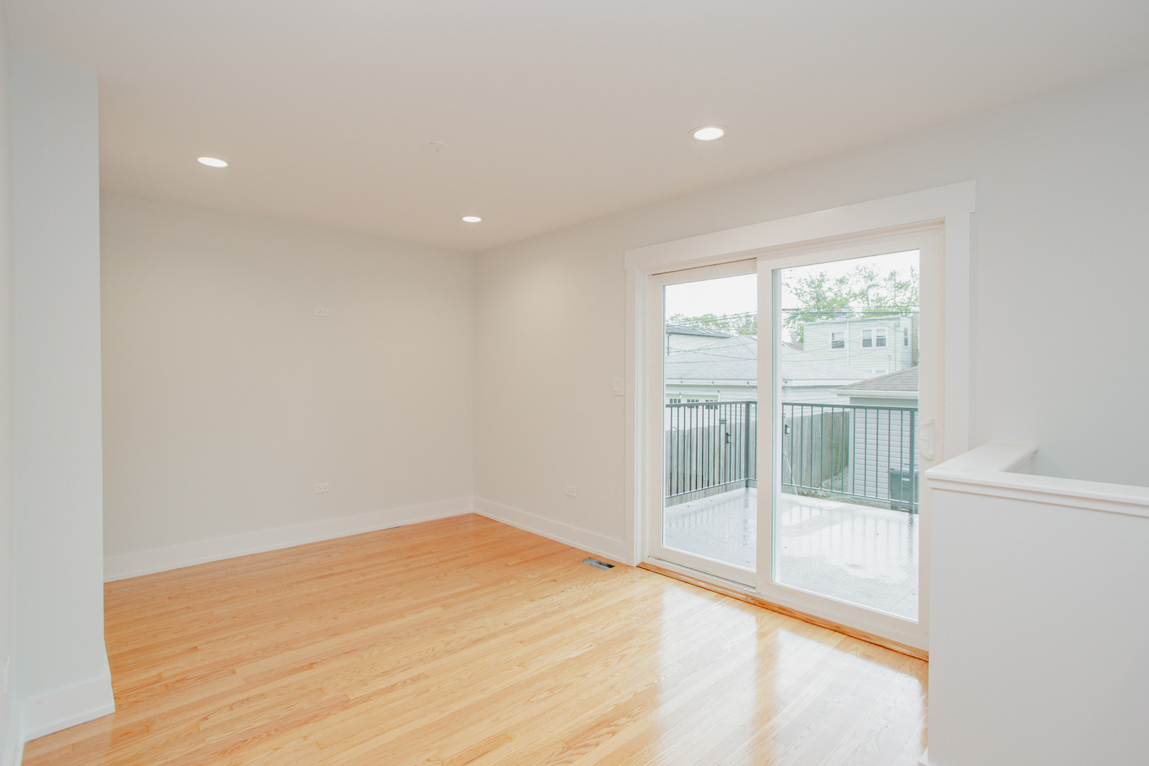 5509 N Central Avenue Property Photo 11