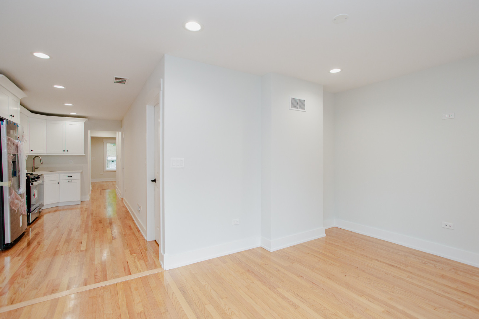 5509 N Central Avenue Property Photo 13