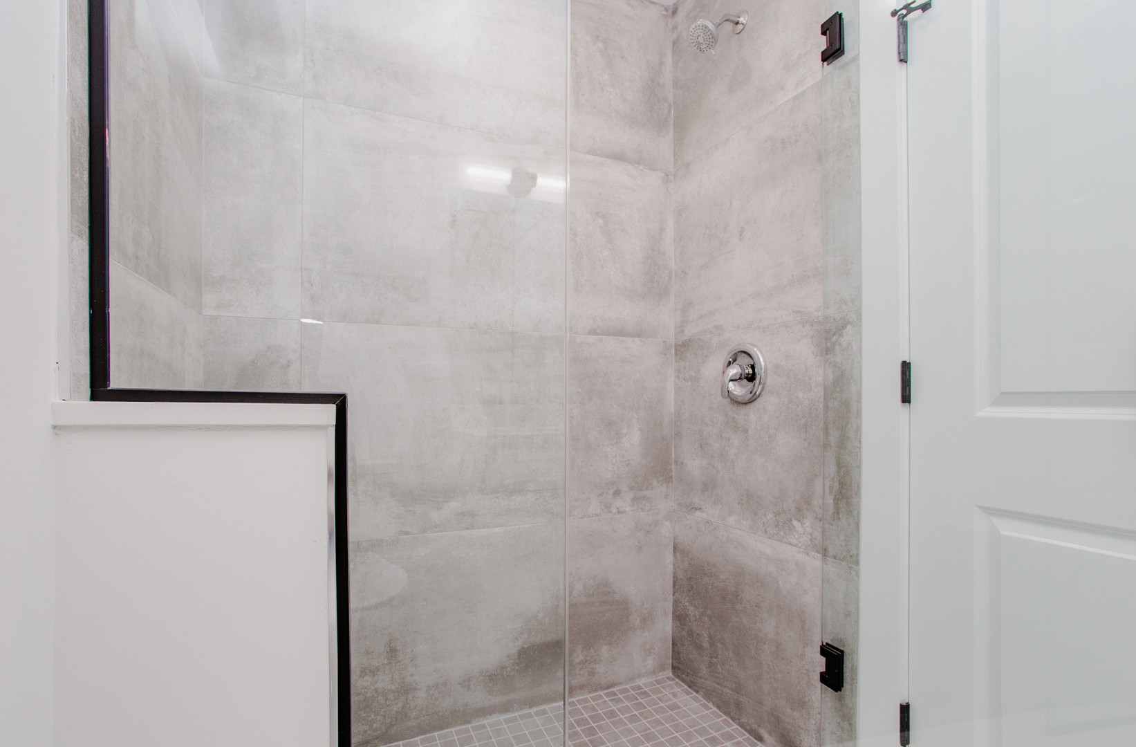 5509 N Central Avenue Property Photo 17
