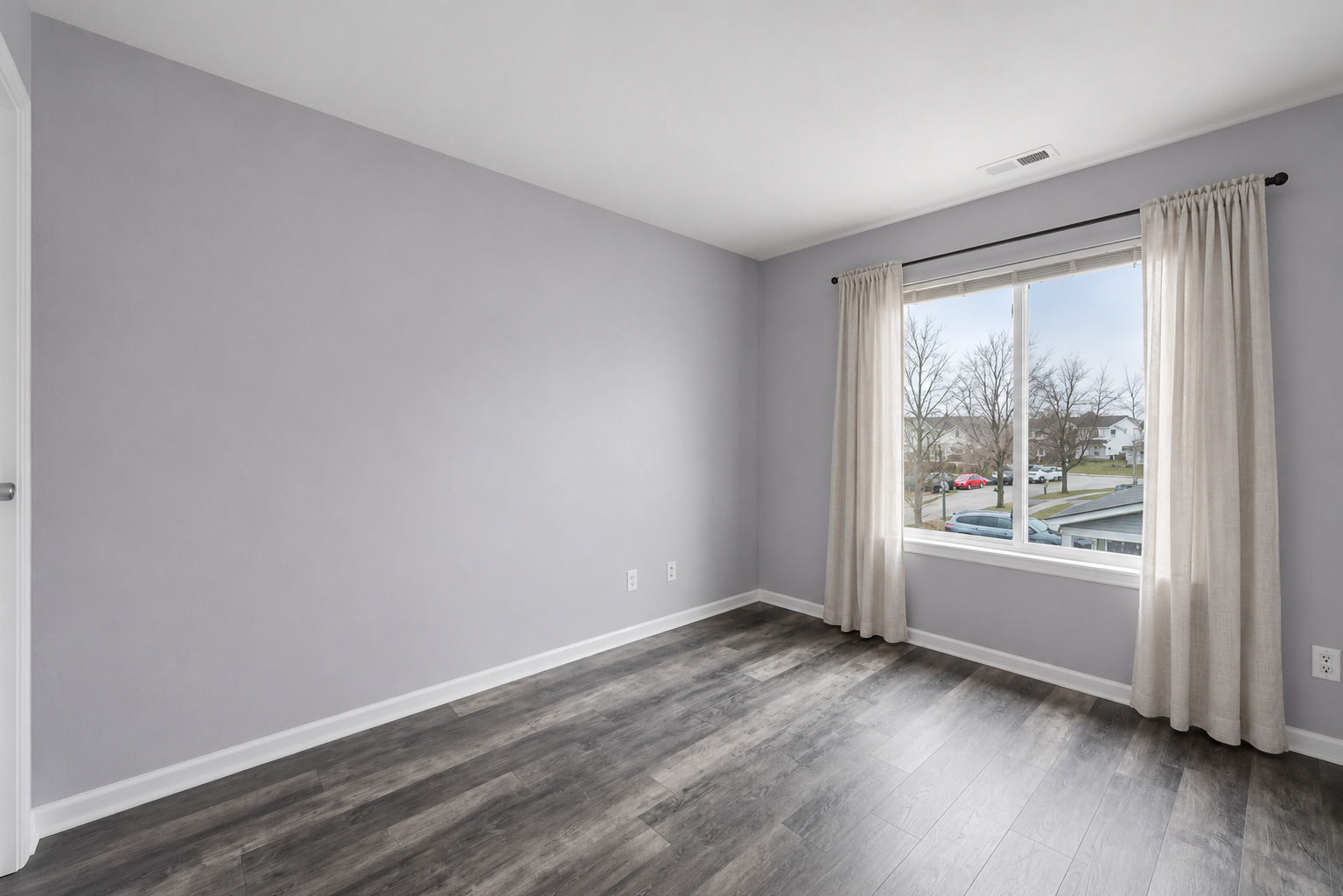 21552 Freeport Court Property Photo 8