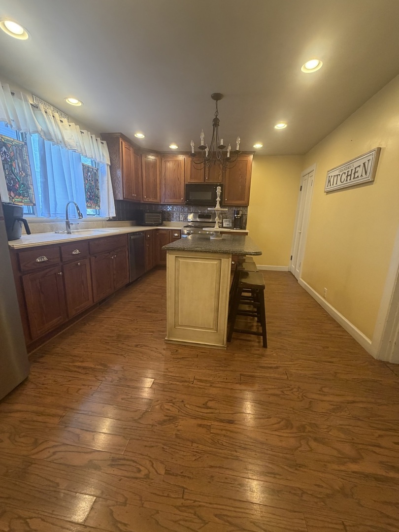 451 W Macon Street Property Photo 18