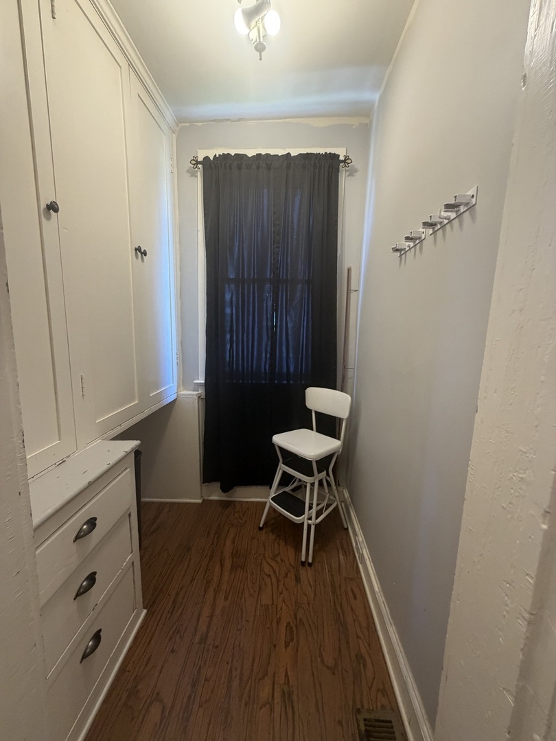 451 W Macon Street Property Photo 20