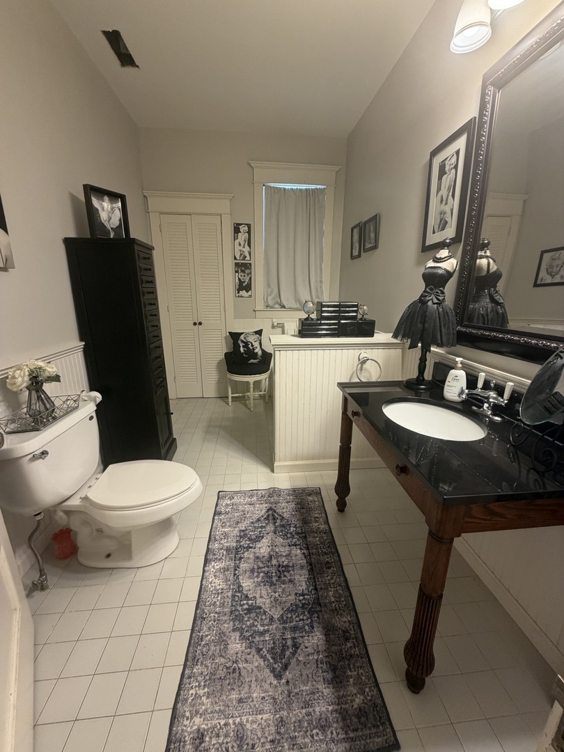 451 W Macon Street Property Photo 30